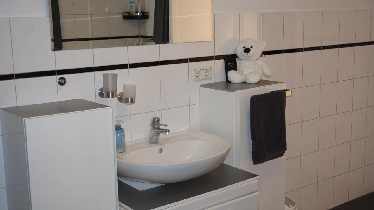 M&M Apartment Duesseldorf Нойс Екстер'єр фото